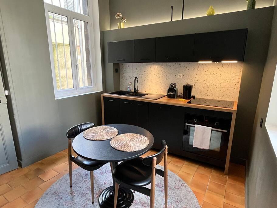 Appartement Au Coeur De Caen Exteriör bild