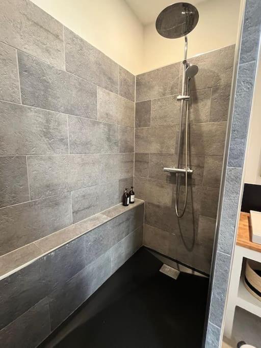 Appartement Au Coeur De Caen Exteriör bild