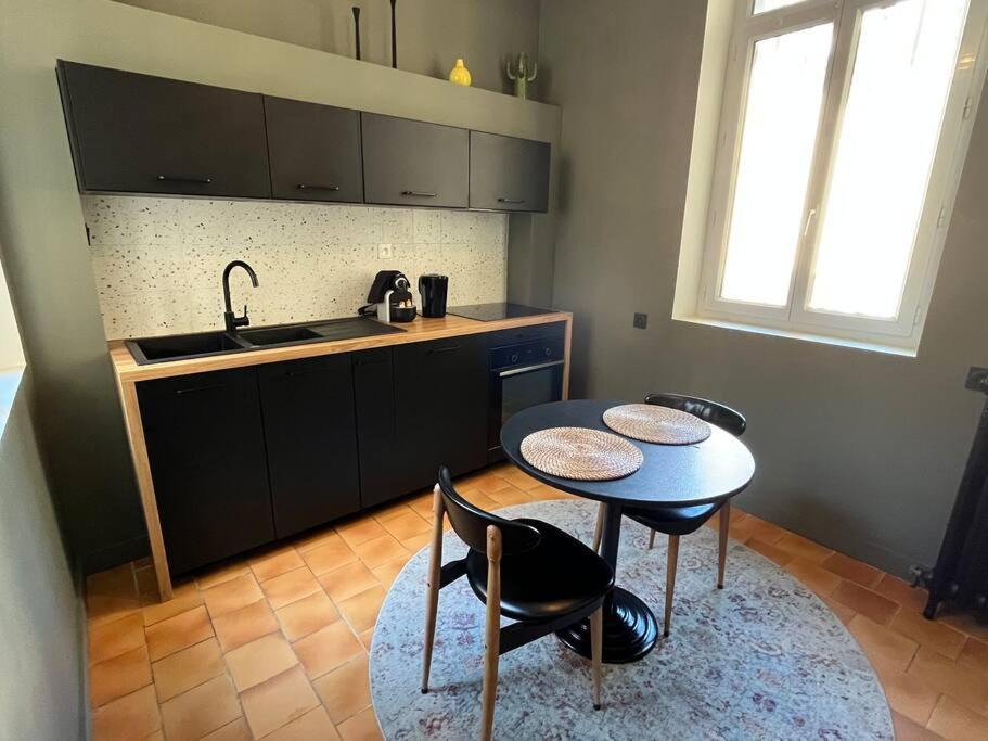 Appartement Au Coeur De Caen Exteriör bild